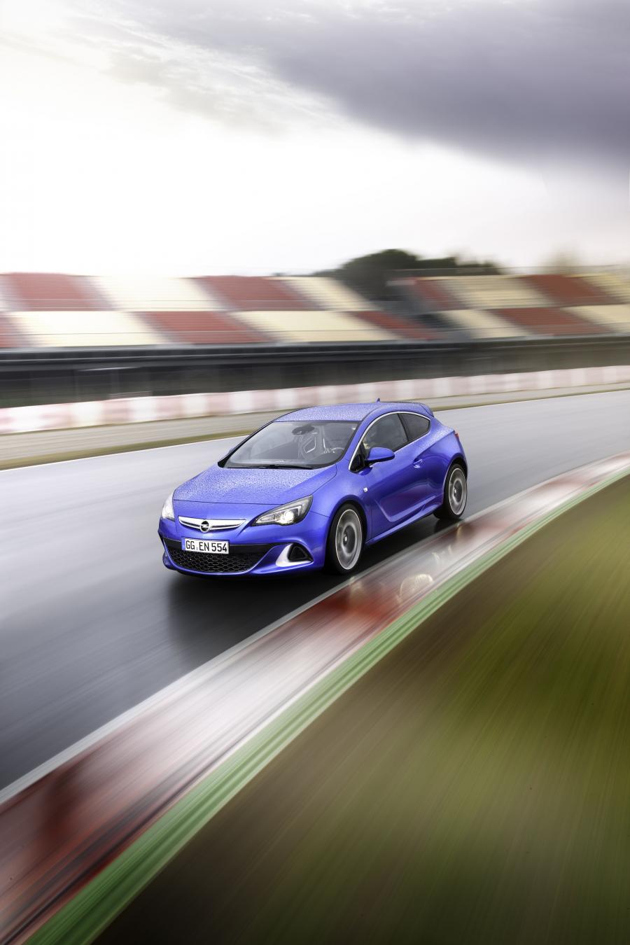  Opel Astra OPC 2012 года  (фото 53 из 64)